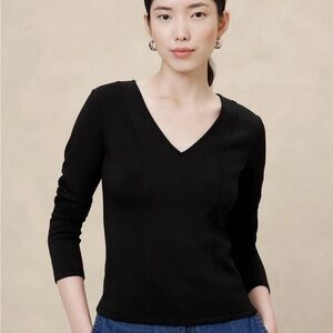 Banana Republic Factory 90’s Inspired Scuba Fitted Top Sz M NWT Black